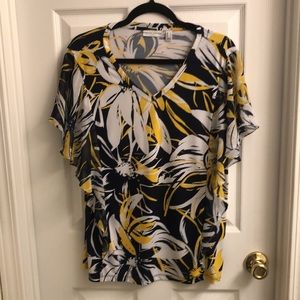 Graver Printed LK Top Chiffon Flutter Sleeves